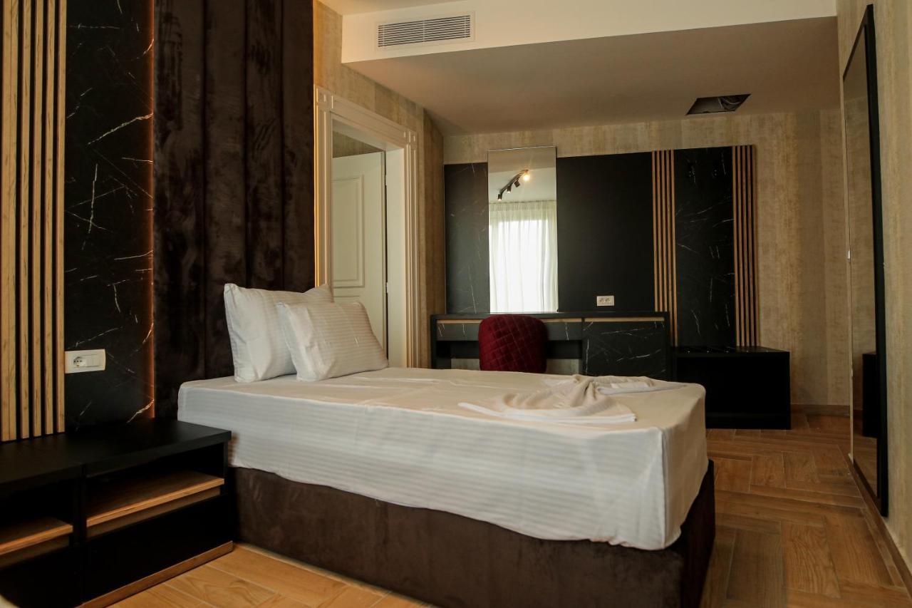 Rozafa Blu Hotel Shëngjin エクステリア 写真