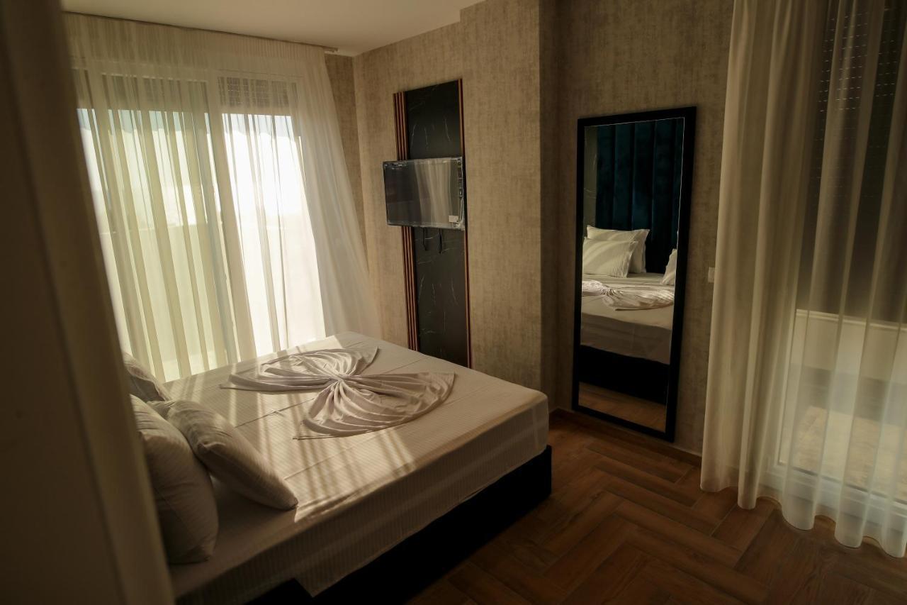 Rozafa Blu Hotel Shëngjin エクステリア 写真
