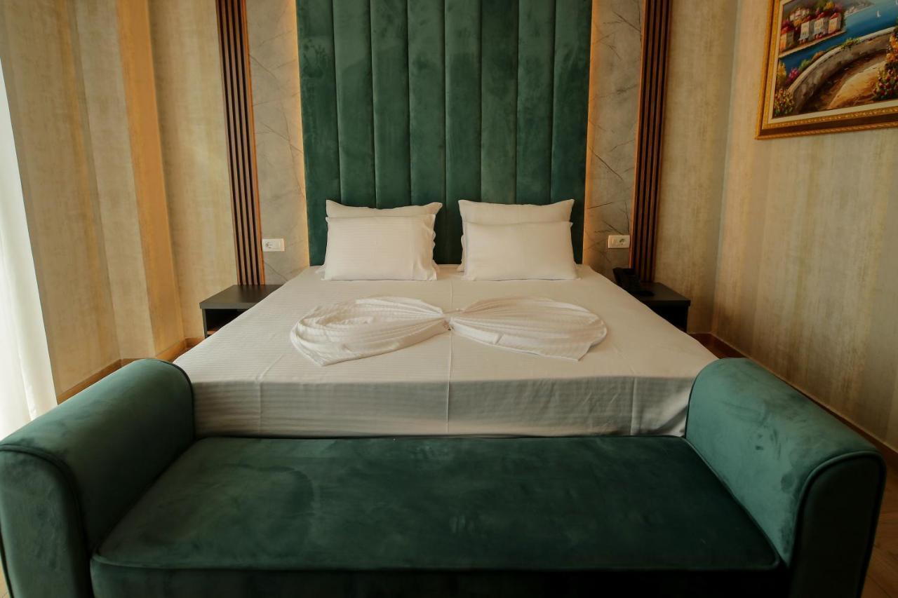 Rozafa Blu Hotel Shëngjin エクステリア 写真