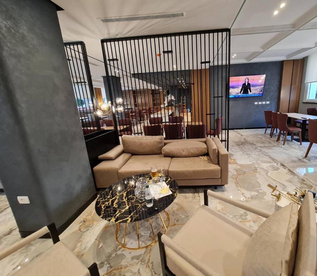 Rozafa Blu Hotel Shëngjin エクステリア 写真