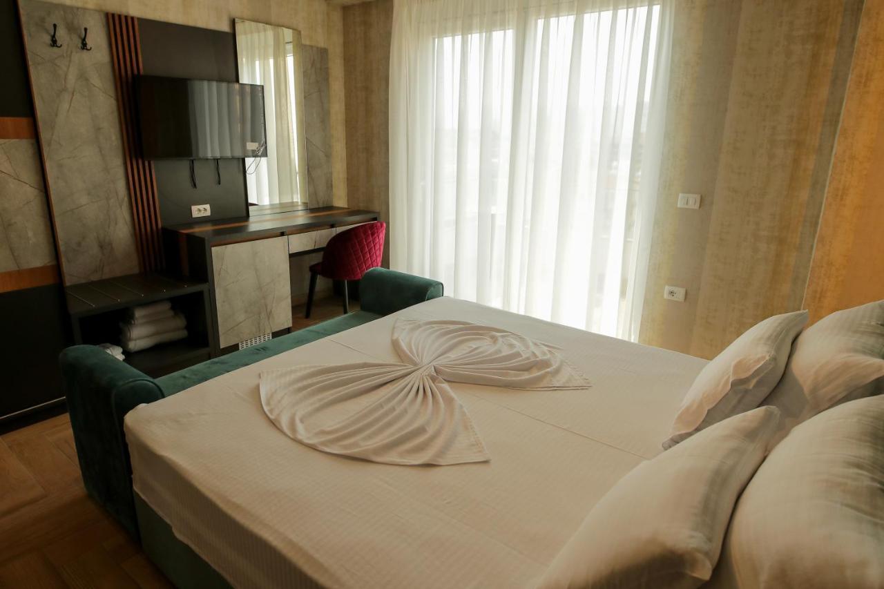 Rozafa Blu Hotel Shëngjin エクステリア 写真