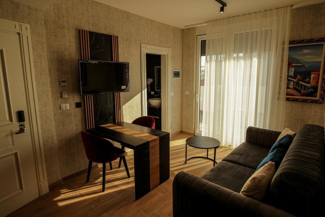 Rozafa Blu Hotel Shëngjin エクステリア 写真